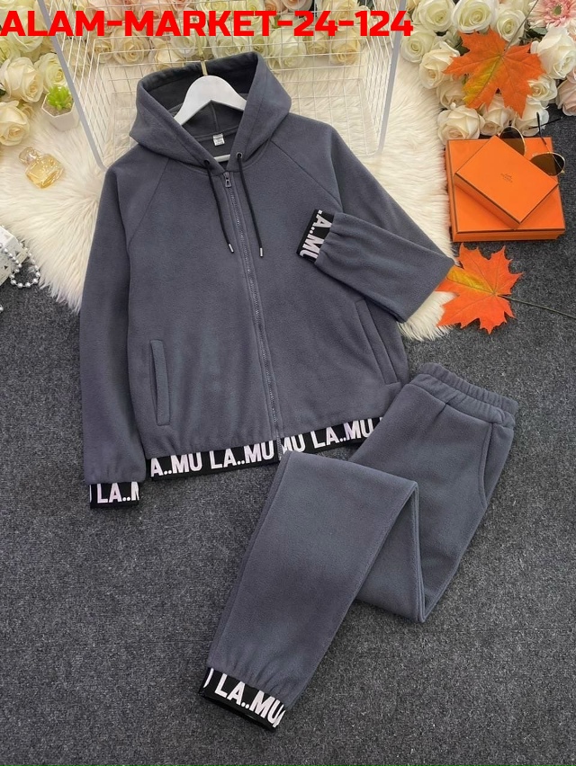 Спортивный костюм 23168665