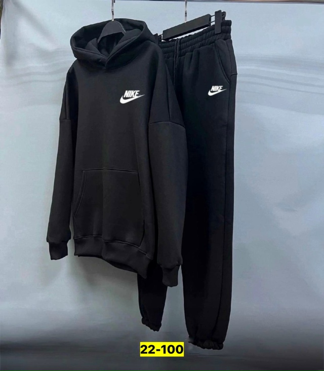 Спортивный костюм 23170202