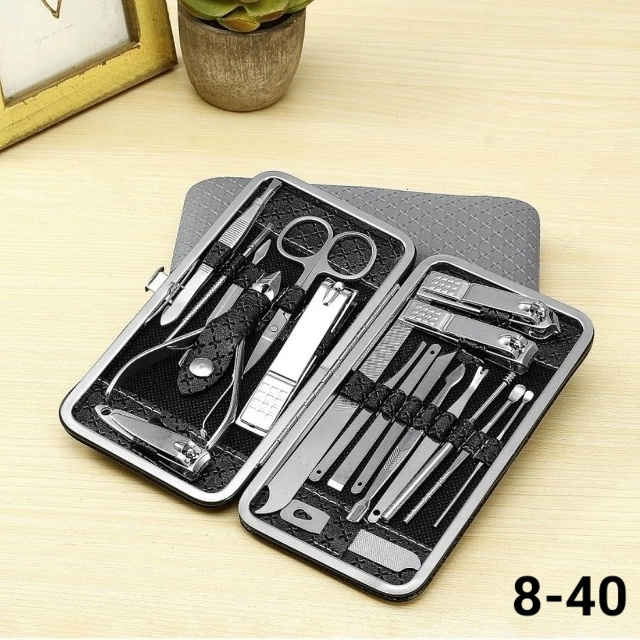 Набор для маникюра и педикюра 23170027