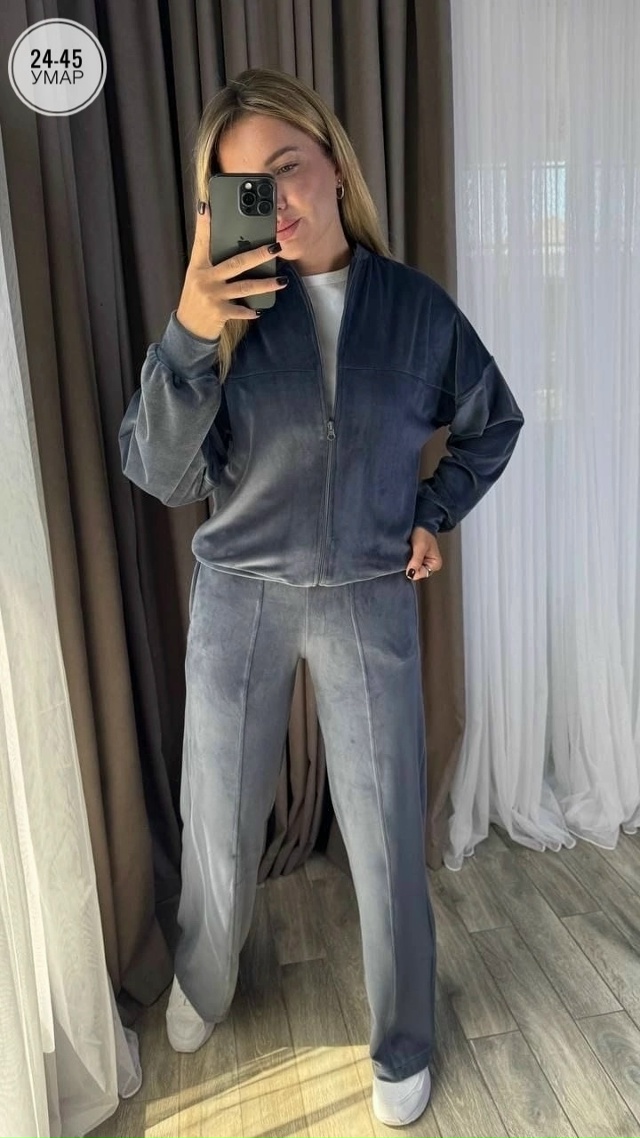 Костюм 23170982