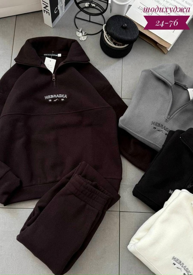 Костюм 23172443