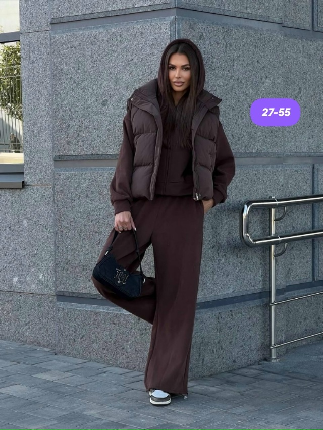 Спортивный костюм 23173466