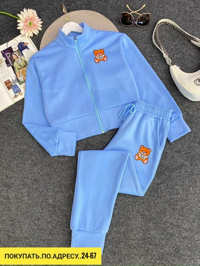 Спортивный костюм 23174094