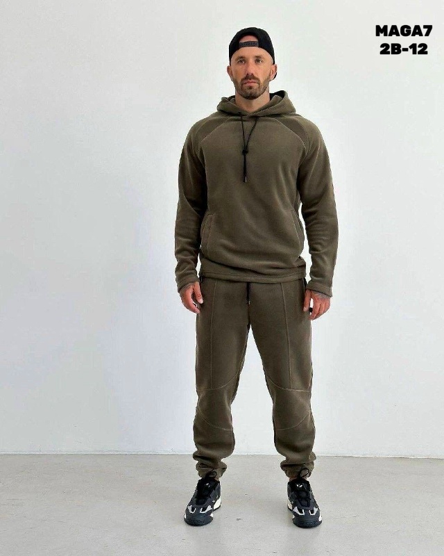 Спортивный костюм 23174768