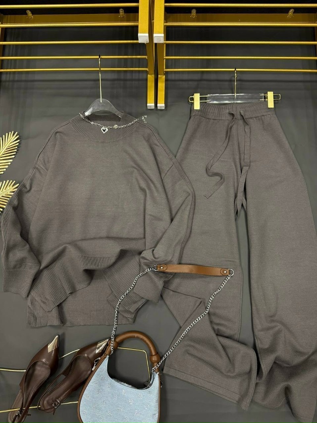 Костюм 23176094