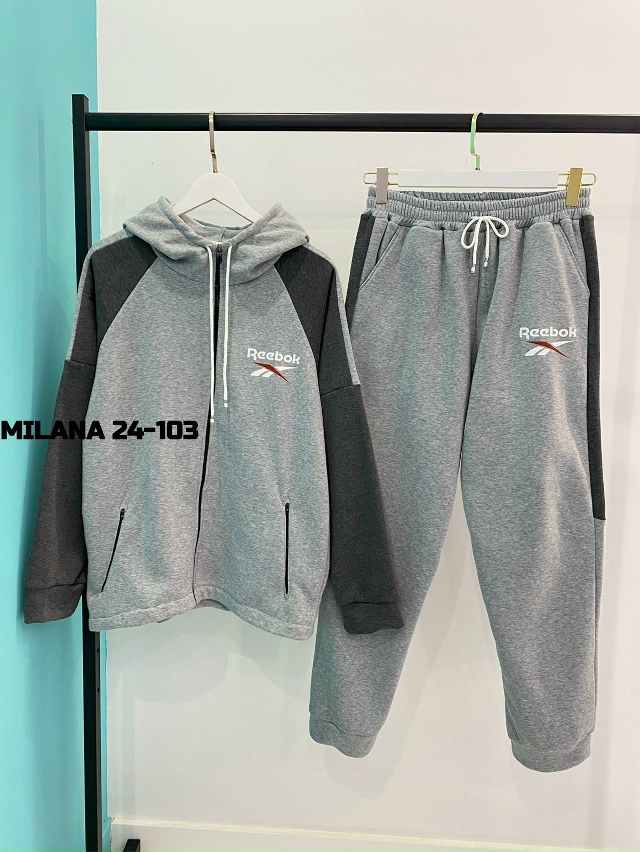 Спортивный костюм 23176458