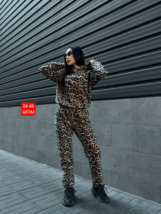 Спортивный костюм 23176270