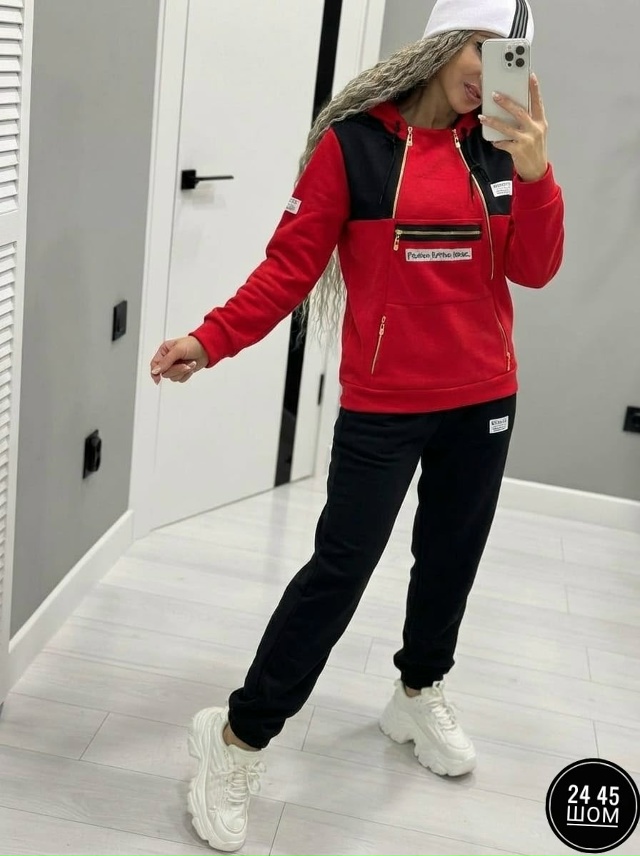 Спортивный костюм 23178587