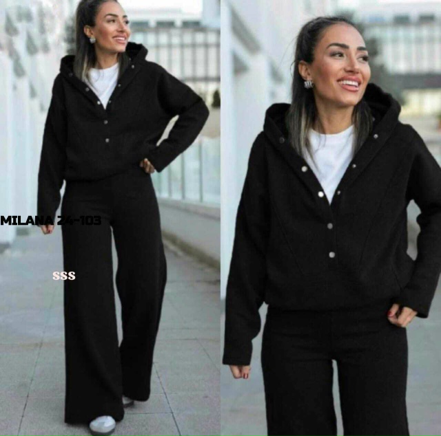 Спортивный костюм 23178729