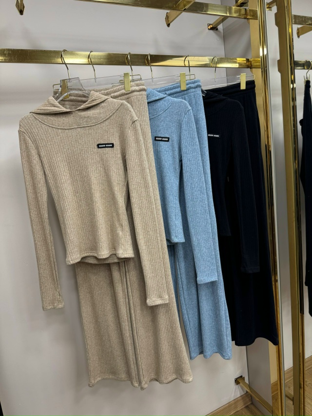 Костюм 23179330