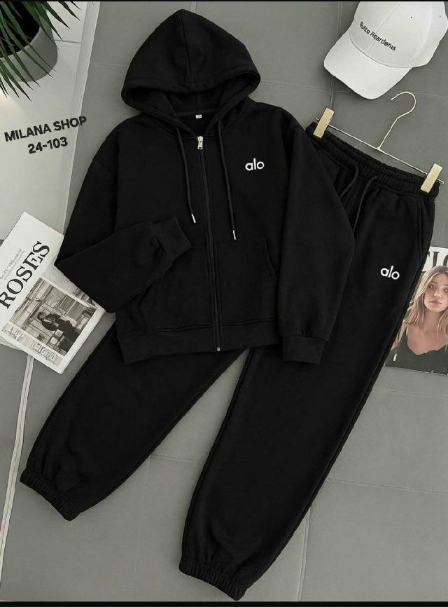 Спортивный костюм 23181042