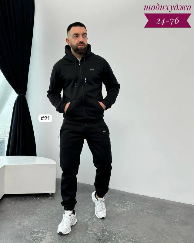 Спортивный костюм 23181563