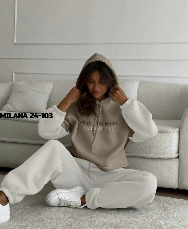 Костюм 23182111